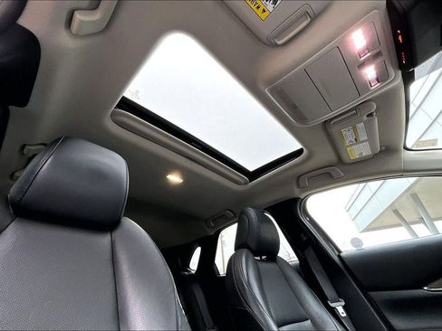 Used 2021 MAZDA CX-30 AWD 2.5 S w/ Premium Package image 25