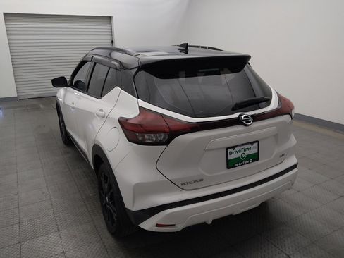 Used 2021 Nissan Kicks SR FWD image 6