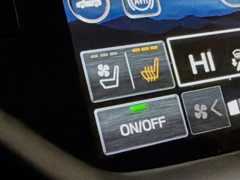 Used 2025 Subaru Ascent Bronze Edition AWD/4WD image 22