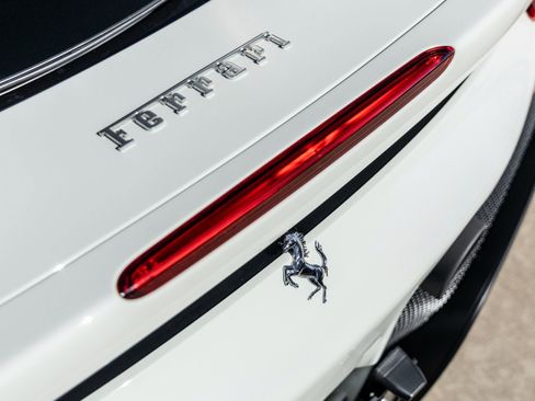 Used 2023 Ferrari SF90 Stradale image 16