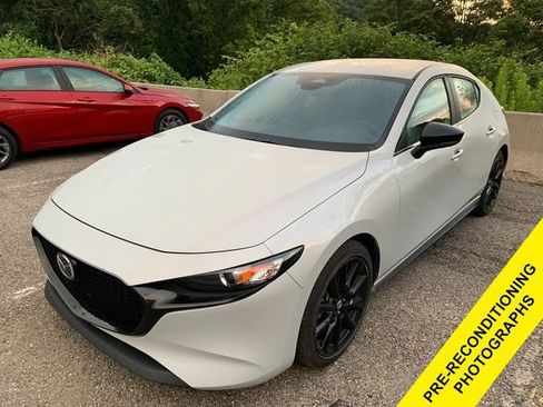 Used 2024 MAZDA MAZDA3 s FWD image 1