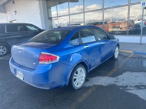 Used 2010 Ford Focus SEL FWD image 11