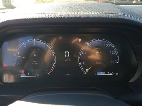 New 2025 Jeep Grand Cherokee Limited image 33