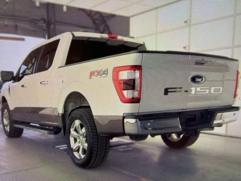 Used 2021 Ford F150 Lariat AWD/4WD image 3