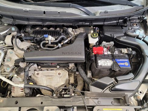 Used 2020 Nissan Rogue SV AWD/4WD image 30