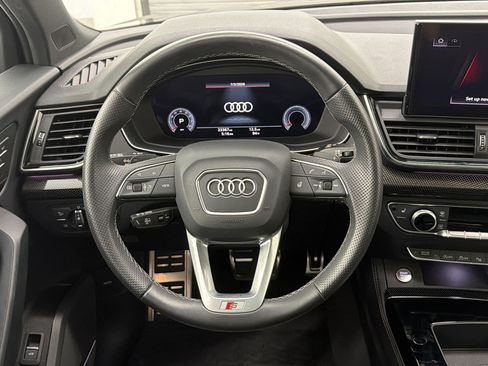 Used 2023 Audi SQ5 Prestige w/ Prestige Package AWD/4WD image 11
