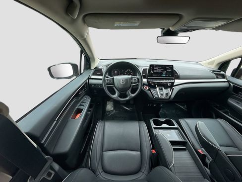 Used 2025 Honda Odyssey Touring image 23