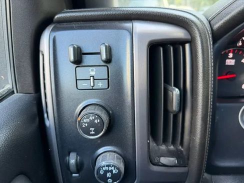 Used 2015 GMC Sierra 1500 SLE AWD/4WD image 16