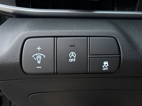 New 2026 Hyundai Elantra SE image 4