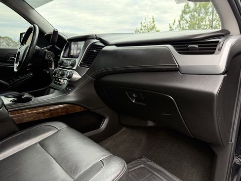 Used 2018 Chevrolet Tahoe LT image 23