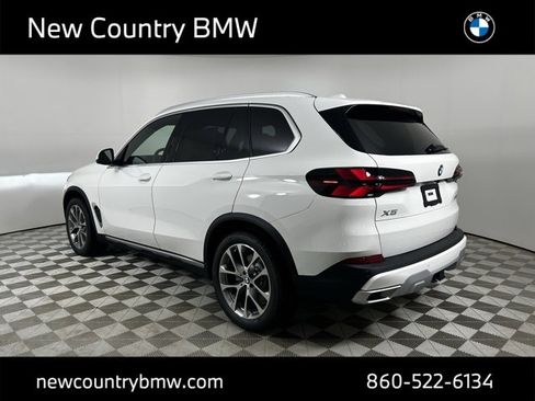 New 2026 BMW X5 xDrive40i w/ Climate Comfort Package image 5