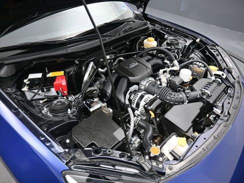 Used 2025 Toyota GR86 w/ Performance Package image 39