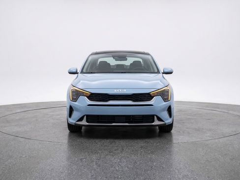 Used 2025 Kia K4 LXS FWD image 2