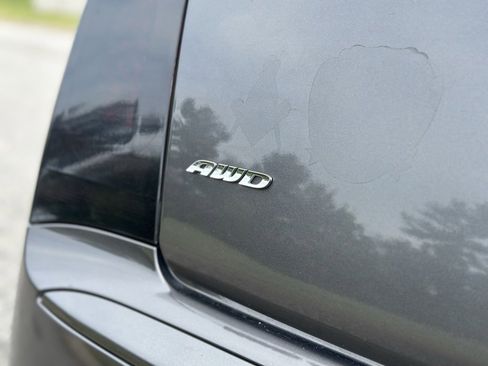 Used 2018 Chrysler 300 S image 13