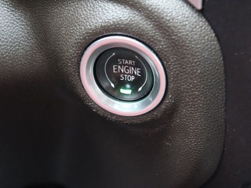 Used 2021 GMC Sierra 1500 SLT w/ SLT Convenience Package image 32