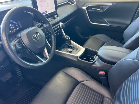 Used 2023 Toyota RAV4 XSE AWD/4WD image 7