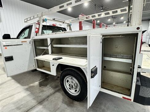 Used 2020 Ford F250 XL w/ Power Equipment Group image 7