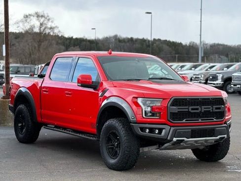 Used 2019 Ford F150 Raptor w/ Equipment Group 802A Luxury AWD/4WD image 45