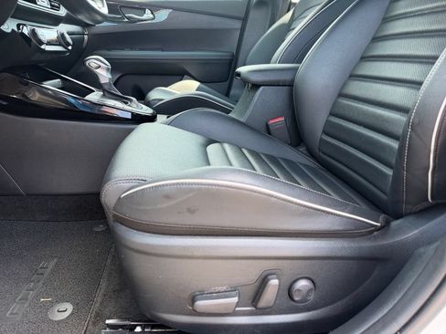 Used 2024 Kia Forte GT-Line w/ GT-Line Premium Package FWD image 11
