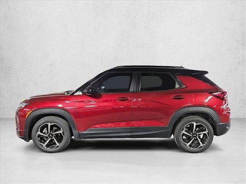 Used 2022 Chevrolet TrailBlazer RS w/ Sun and Liftgate Package image 9