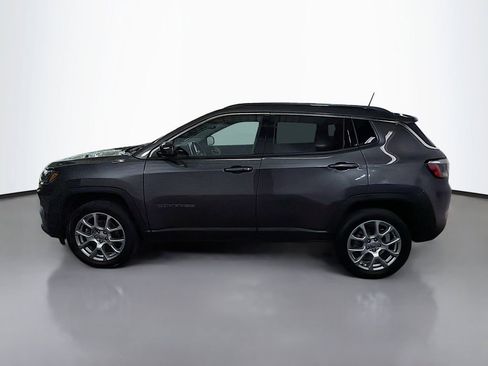 Used 2022 Jeep Compass Latitude AWD/4WD image 7