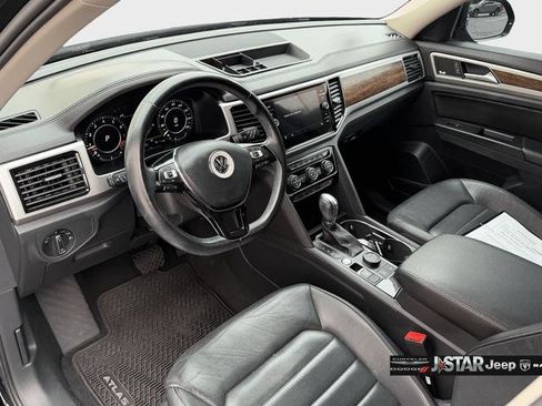 Used 2018 Volkswagen Atlas SEL Premium image 15