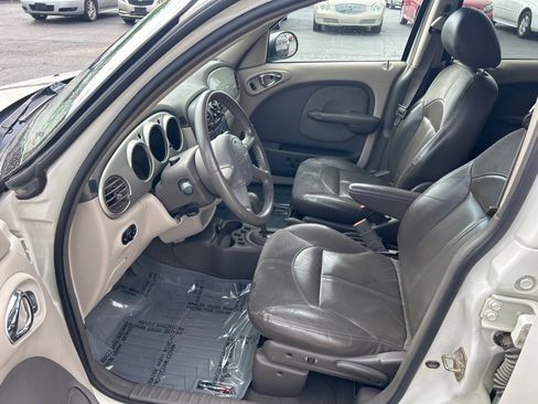 Used 2001 Chrysler PT Cruiser FWD image 9