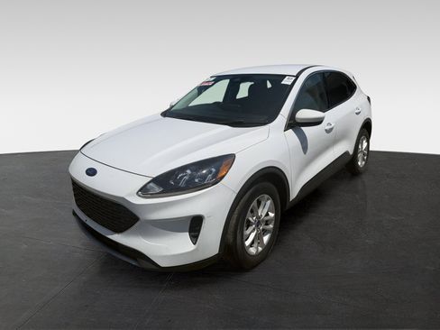 Used 2021 Ford Escape SE FWD image 6