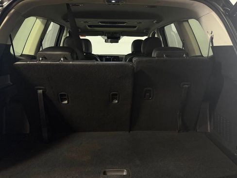 Used 2025 Kia Telluride S AWD/4WD image 32