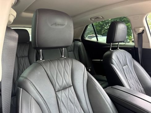 Used 2021 Buick Envision Avenir w/ Technology Package II FWD image 25