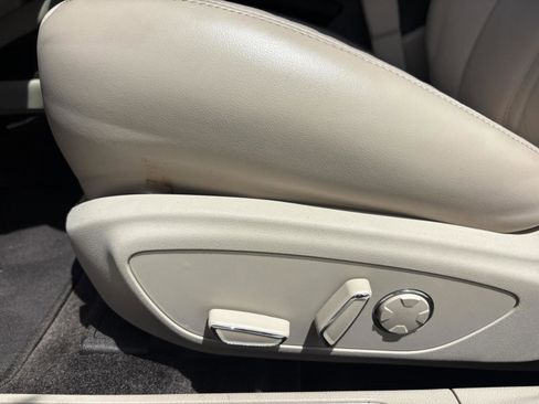 Used 2017 Lincoln MKZ Select w/ Select Plus Package image 12