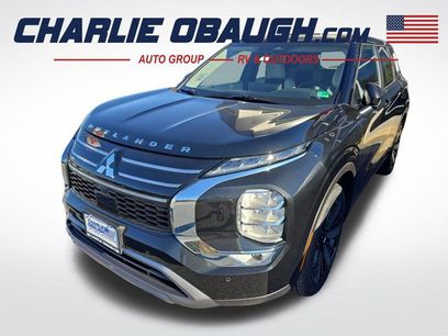 New 2025 Mitsubishi Outlander SE