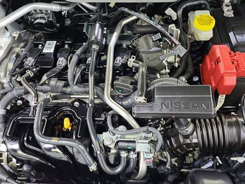 Used 2025 Nissan Sentra S FWD image 36
