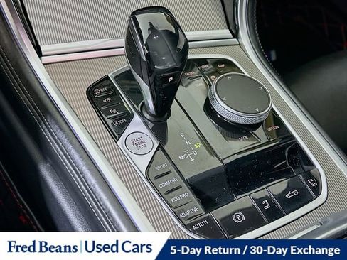 Used 2022 BMW 840i Convertible image 18