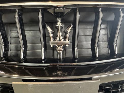 Used 2021 Maserati Levante GranSport image 29