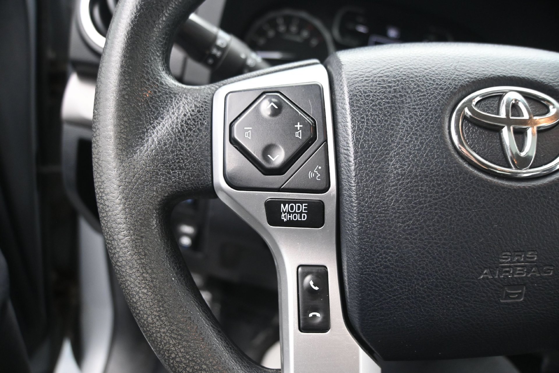 Used 2018 Toyota Tundra SR5 AWD/4WD image 22