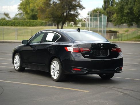 Used 2016 Acura ILX FWD image 3
