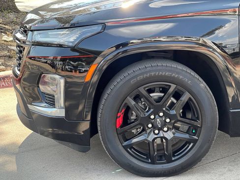 Used 2023 Chevrolet Traverse Premier w/ Redline Edition FWD image 25
