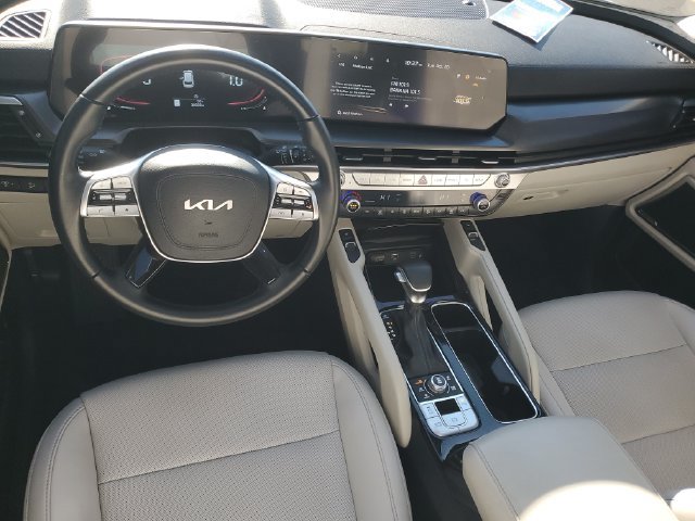 Certified 2024 Kia Telluride S w/ S Sunroof Package AWD/4WD image 11