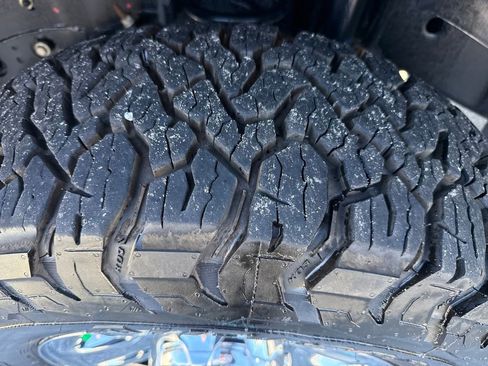 Used 2023 RAM 3500 Tradesman w/ Chrome Appearance Group image 38