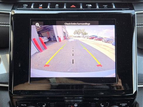 Used 2022 Jeep Grand Cherokee L Laredo image 17