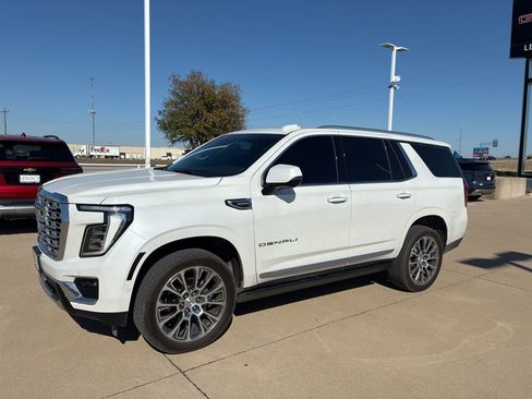 Used 2025 GMC Yukon Denali w/ Denali Reserve Package image 1