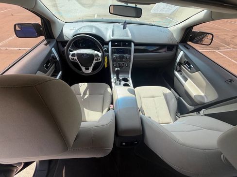 Used 2013 Ford Edge SE image 20