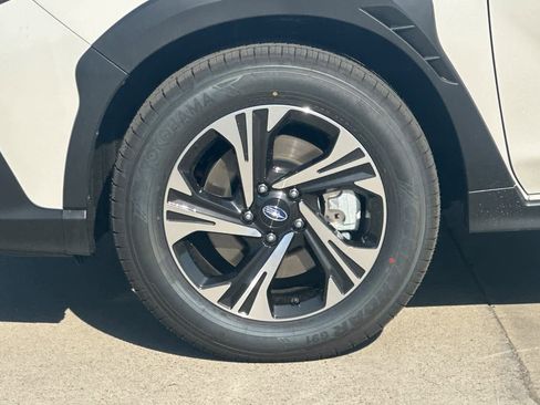 New 2025 Subaru Crosstrek 2.5i Premium image 32