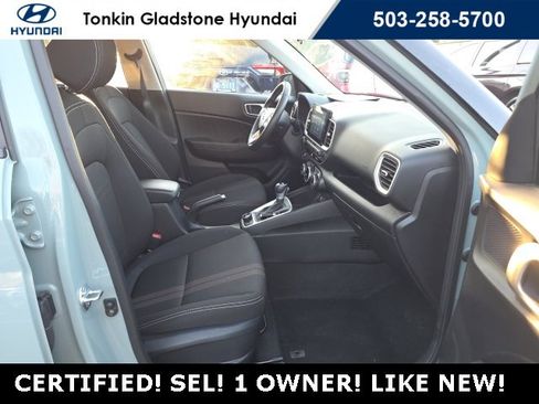 Certified 2025 Hyundai Venue SEL image 20
