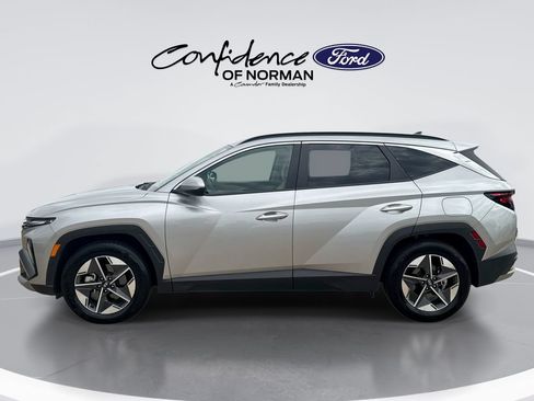 Used 2025 Hyundai Tucson SEL FWD image 5