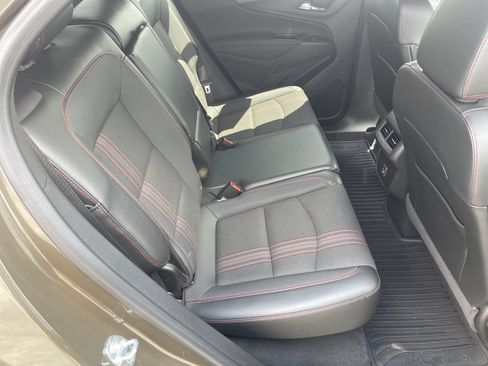 Used 2023 Chevrolet Equinox RS AWD/4WD image 25