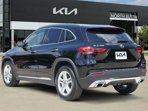 Used 2021 Mercedes-Benz GLA 250 4MATIC image 4