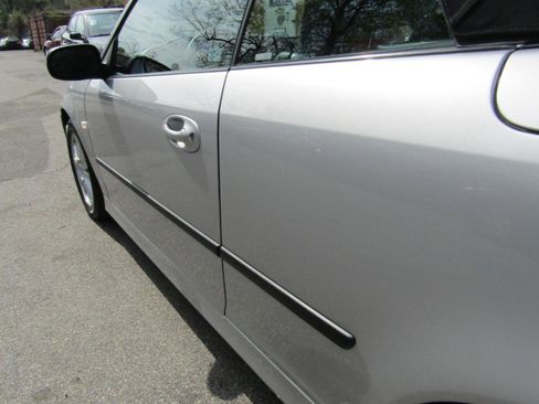 Used 2007 Saab 9-3 2.0T w/ Premium Audio Pkg FWD image 8