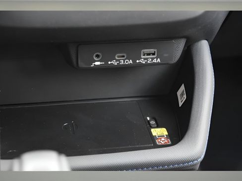 Certified 2026 Subaru Forester Premium AWD/4WD image 36